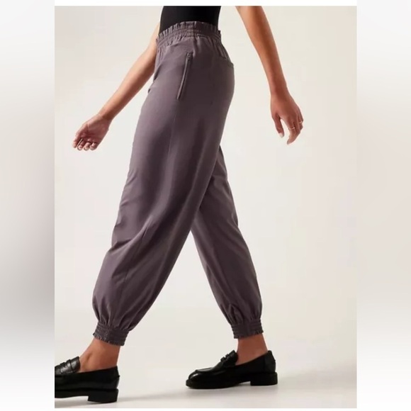New-Athleta-22-violet-Pull on,lightweight, elastic waist & cuffs,Savannah jogger - Picture 3 of 16